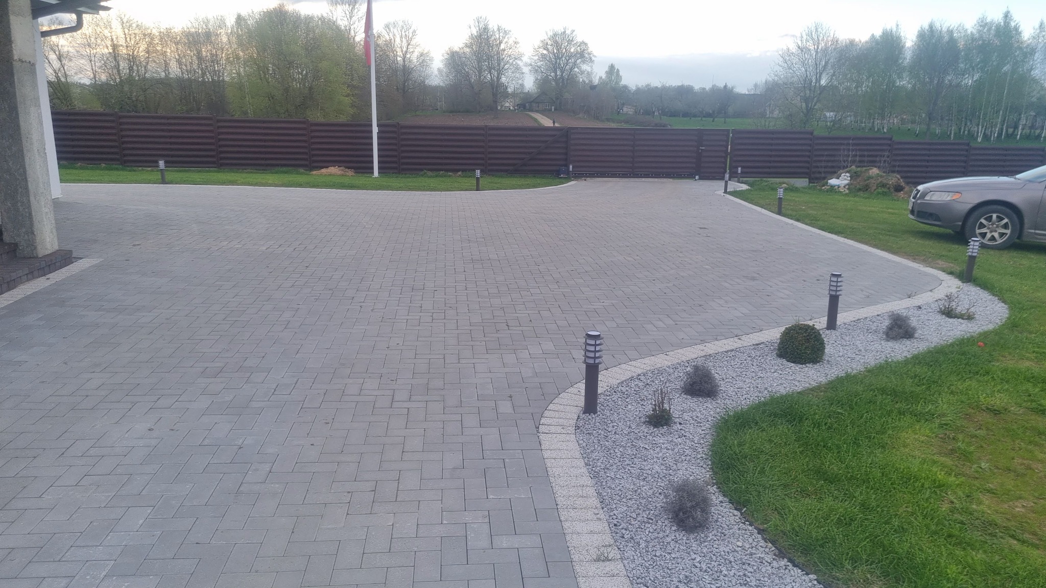 Takeliai ir veja Vilniuje – MB Kiemstata