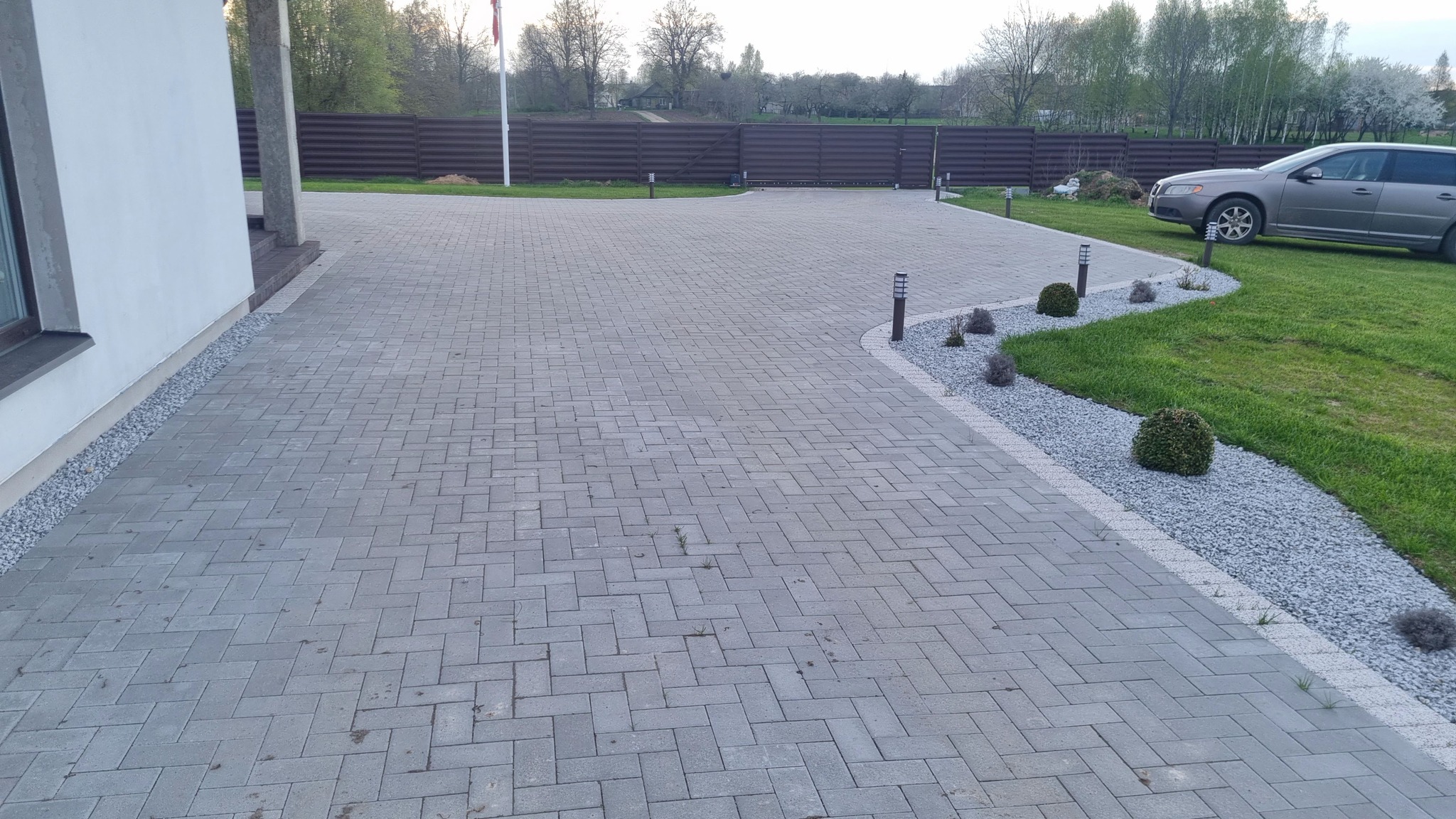 Įvažiavimas Trakuose – MB Kiemstata
