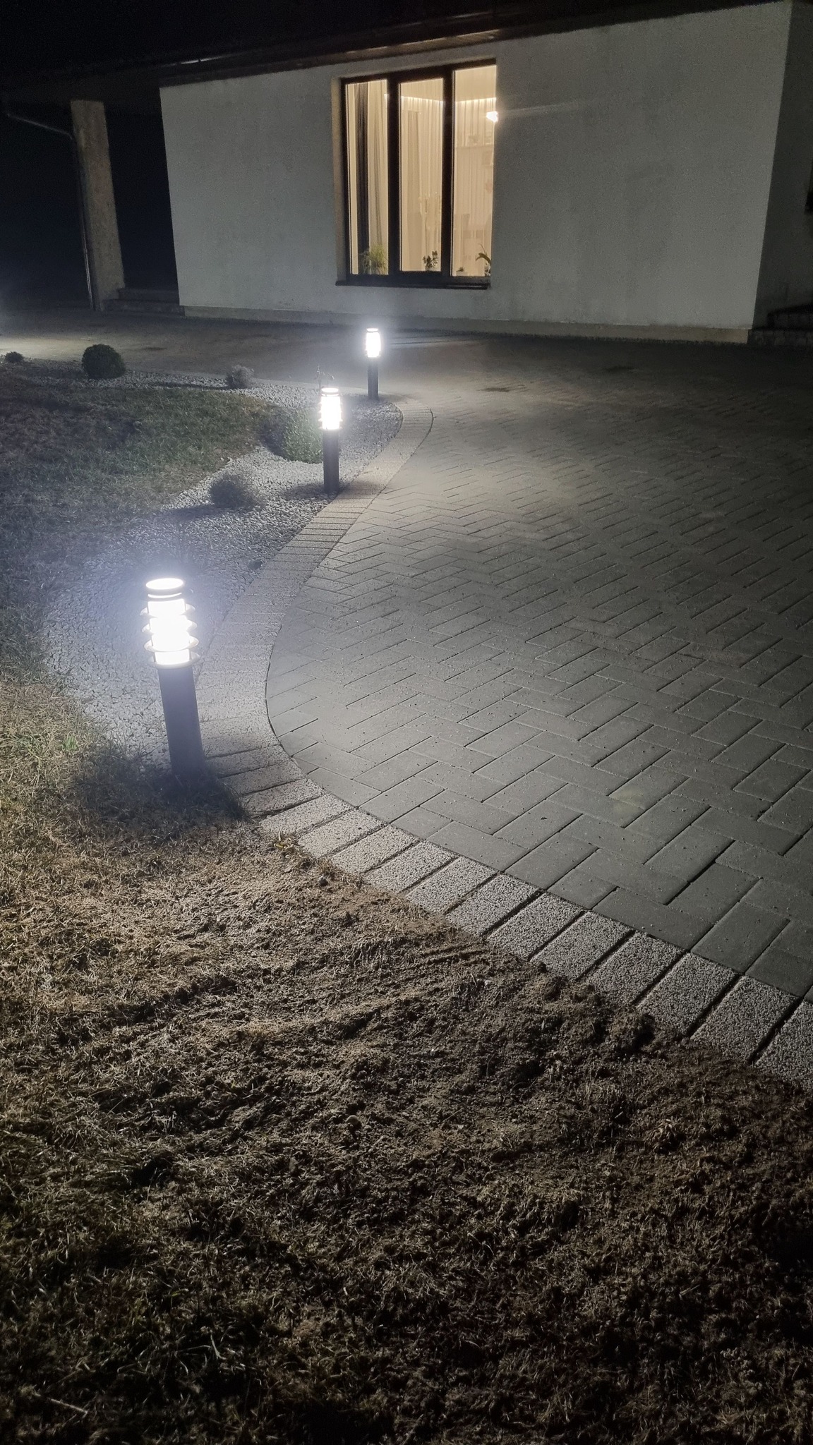 Trinkelių klojimas Trakuose – MB Kiemstata